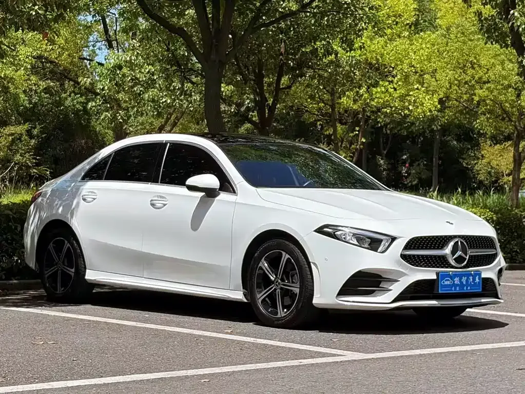 Mercedes-Benz A-Class — фото 10