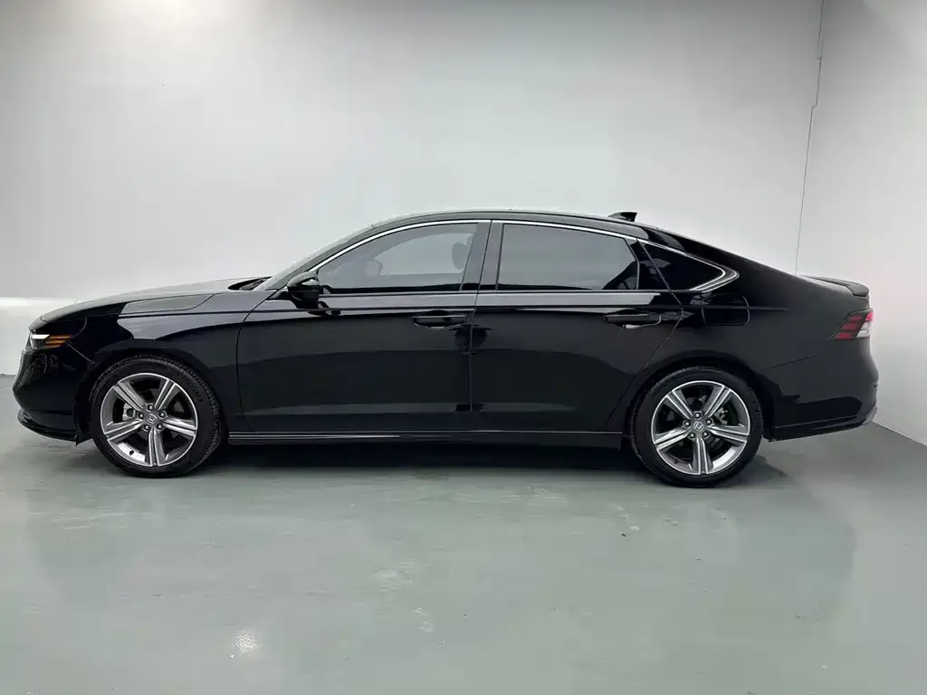 Honda Accord — фото 2