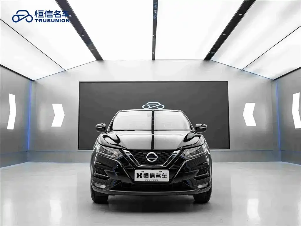 Nissan Qashqai — фото 10