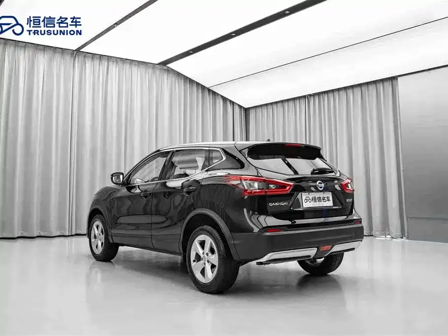 Nissan Qashqai — фото 5