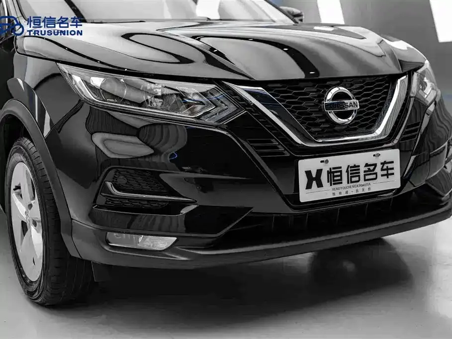 Nissan Qashqai — фото 8