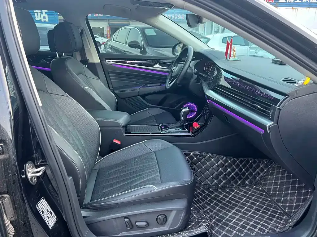 Volkswagen Passat — фото 6