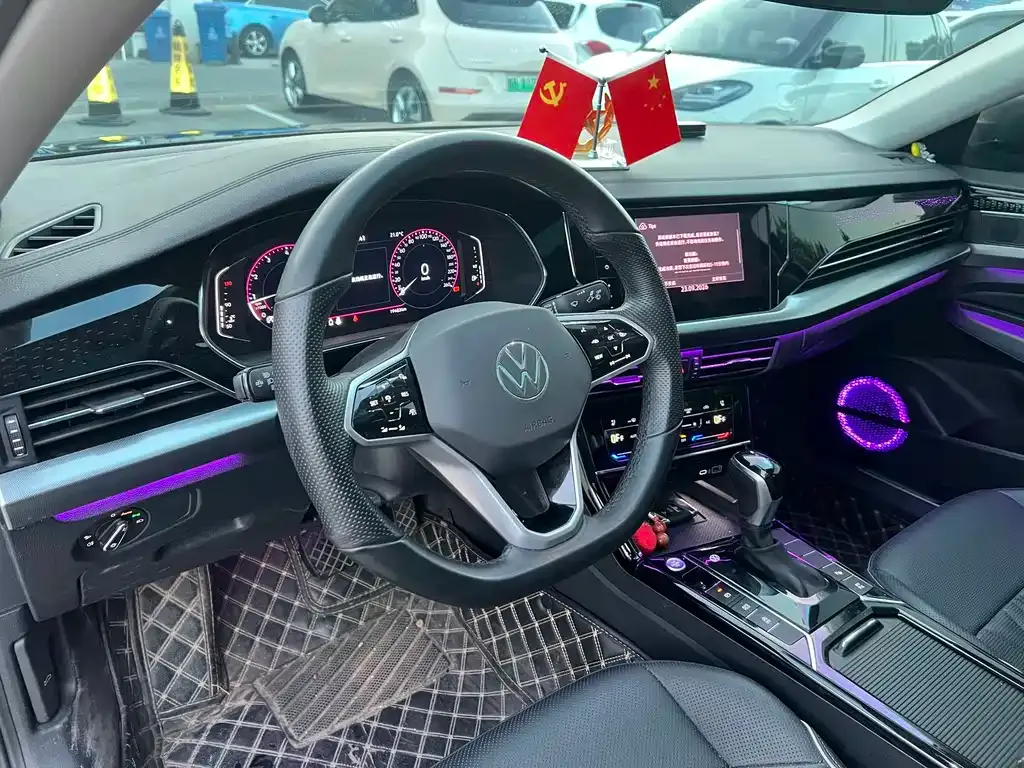 Volkswagen Passat — фото 9