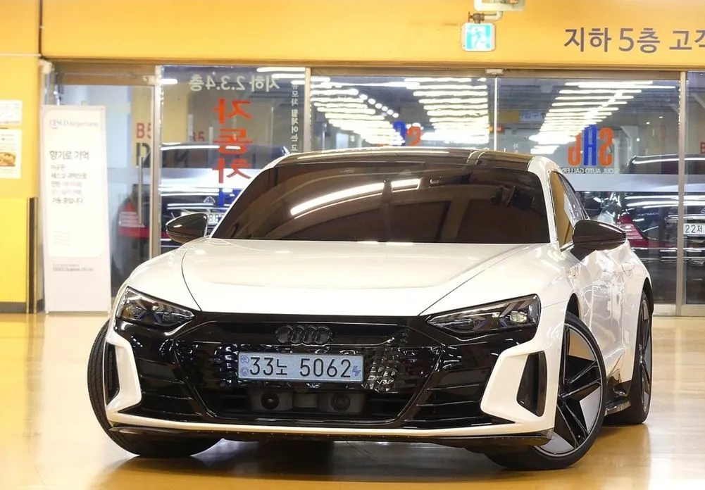 Audi RS e-tron GT — фото 4