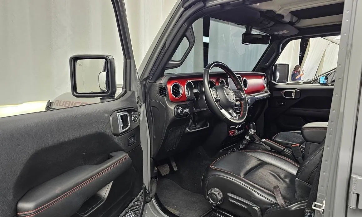 Jeep Wrangler — фото 7