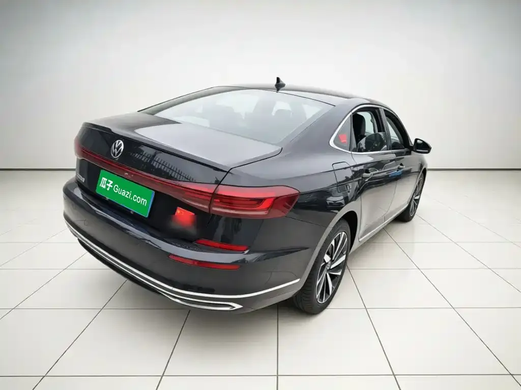 Volkswagen Passat — фото 5
