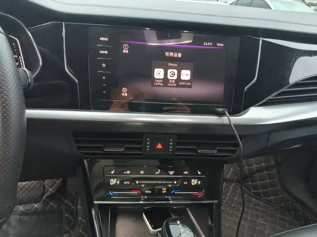 Volkswagen Passat — фото 10