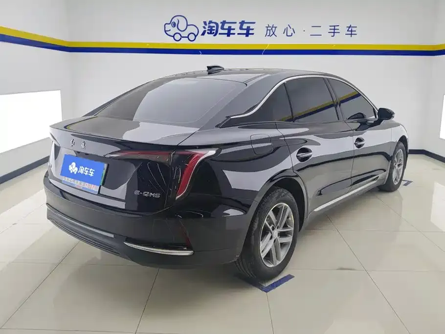 Hongqi E-QM5 — фото 6