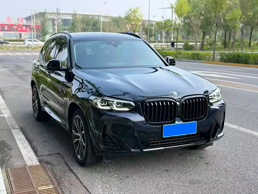 BMW X3 — фото 9