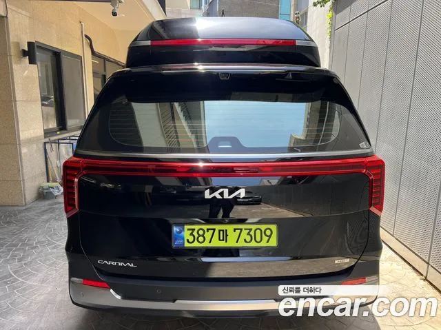 Kia Carnival — фото 2