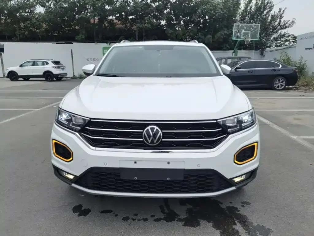 Volkswagen T-Roc — фото 5
