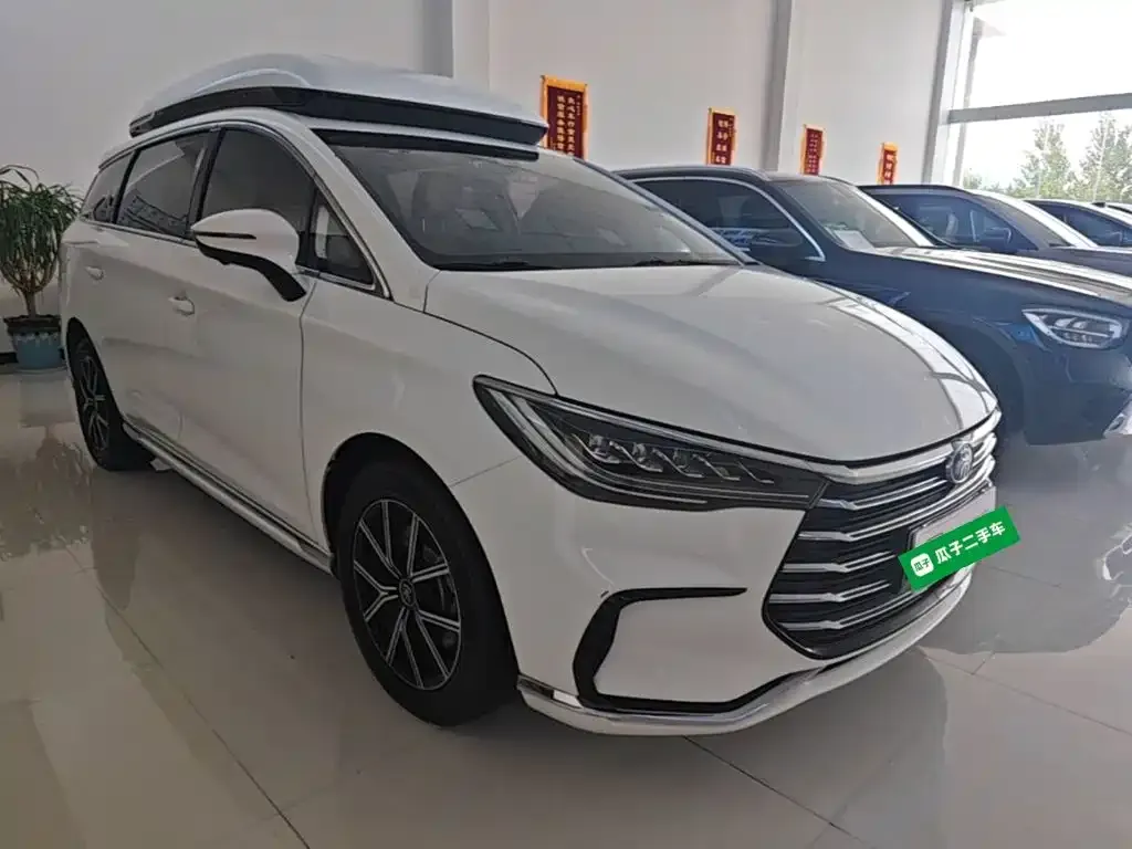 BYD MAX New Energy — фото 5