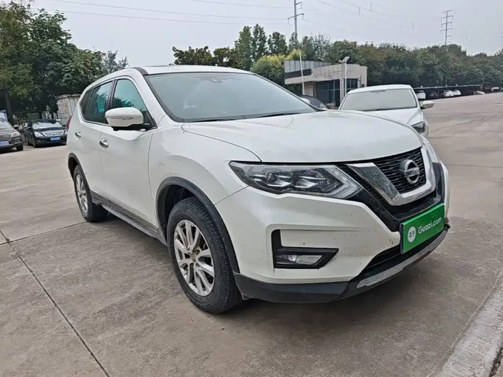 Nissan X-Trail — фото 8