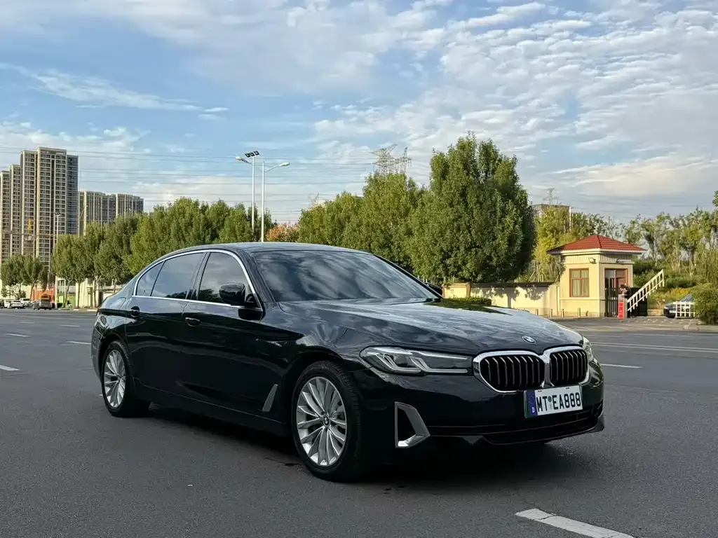 BMW 5 Series New Energy — фото 2
