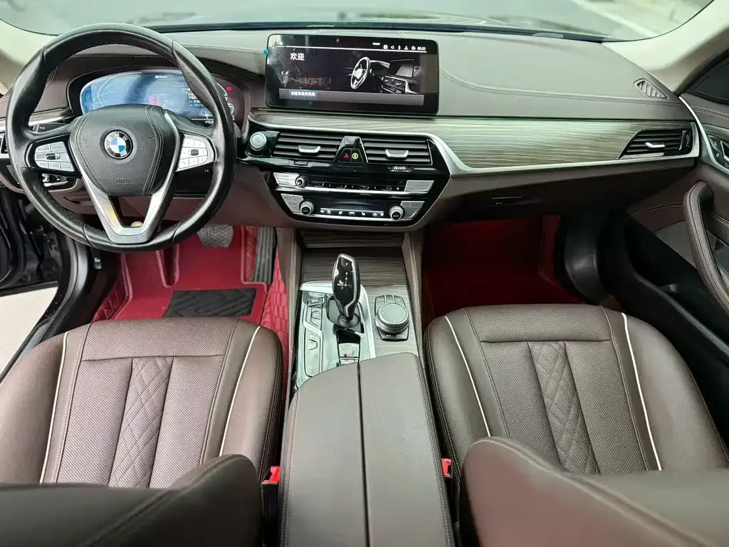 BMW 5 Series New Energy — фото 5