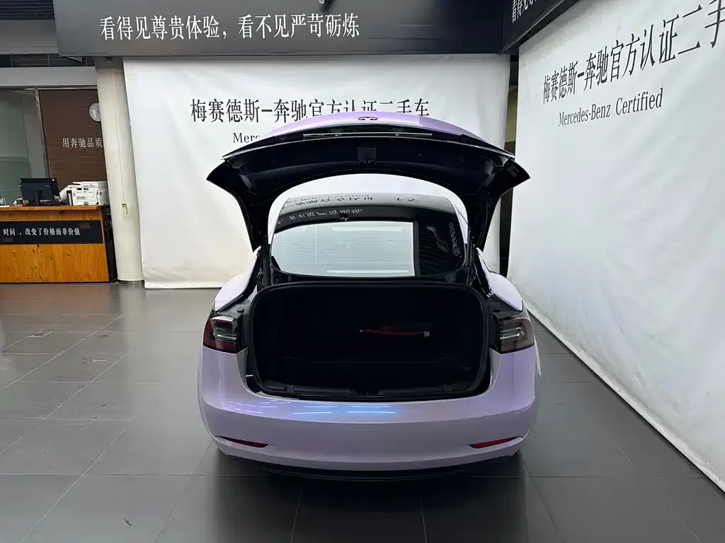 Tesla Model 3 — фото 10