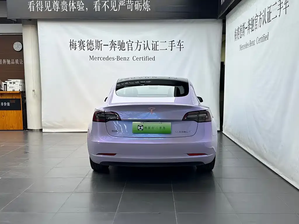 Tesla Model 3 — фото 5
