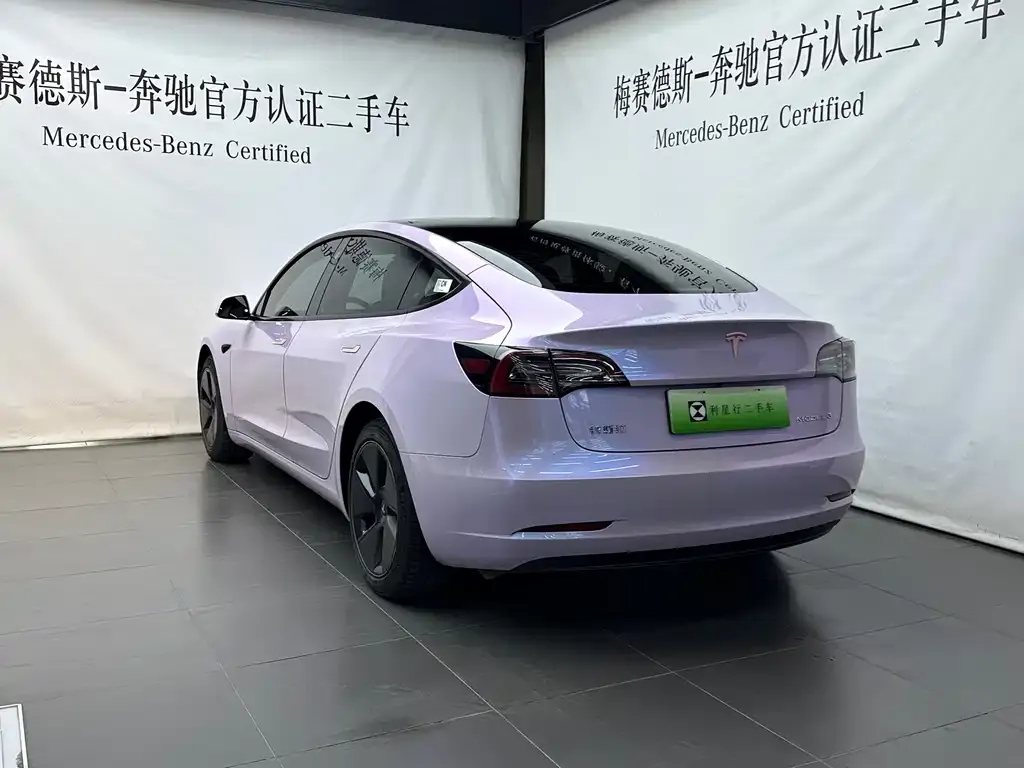 Tesla Model 3 — фото 4