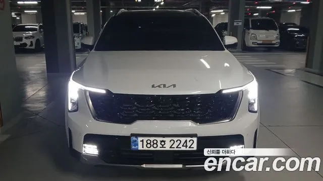 Kia Sorento — фото 1