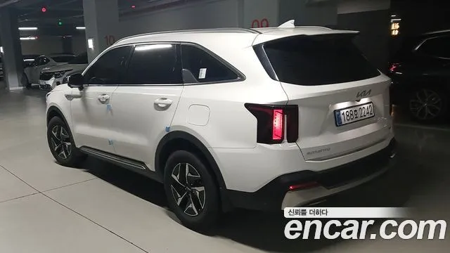 Kia Sorento — фото 8