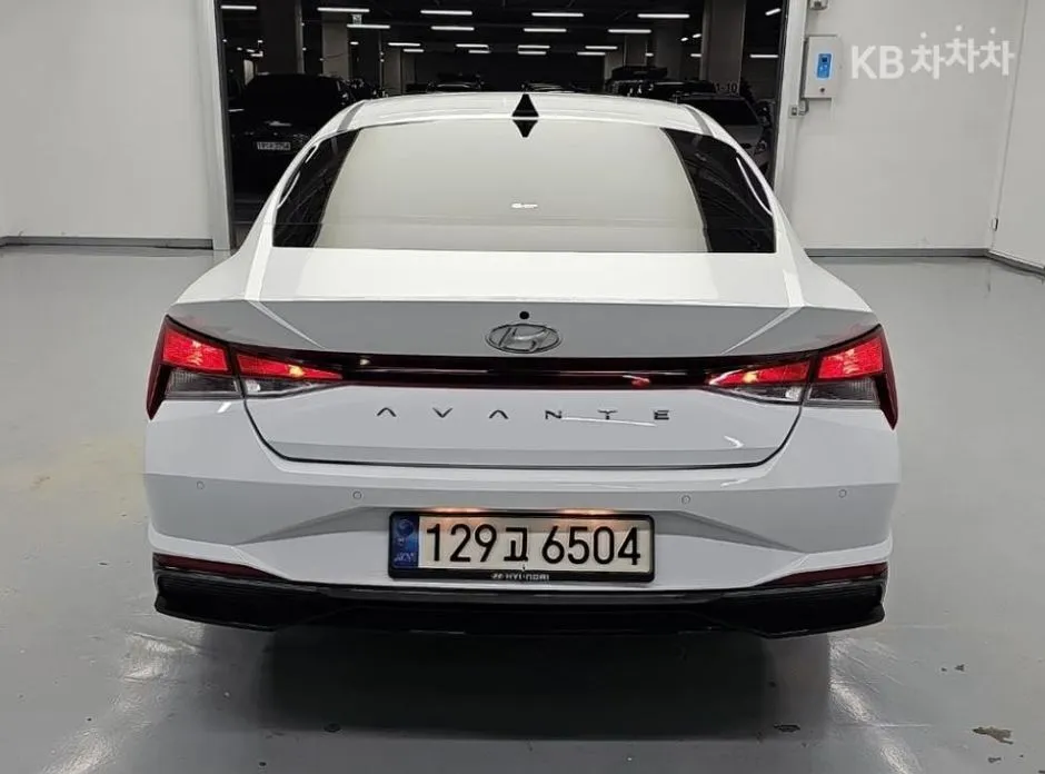 Hyundai AVANTE — фото 9