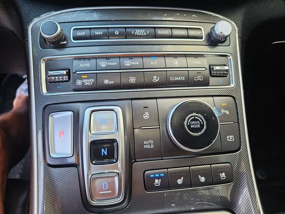 Hyundai Santafe — фото 4
