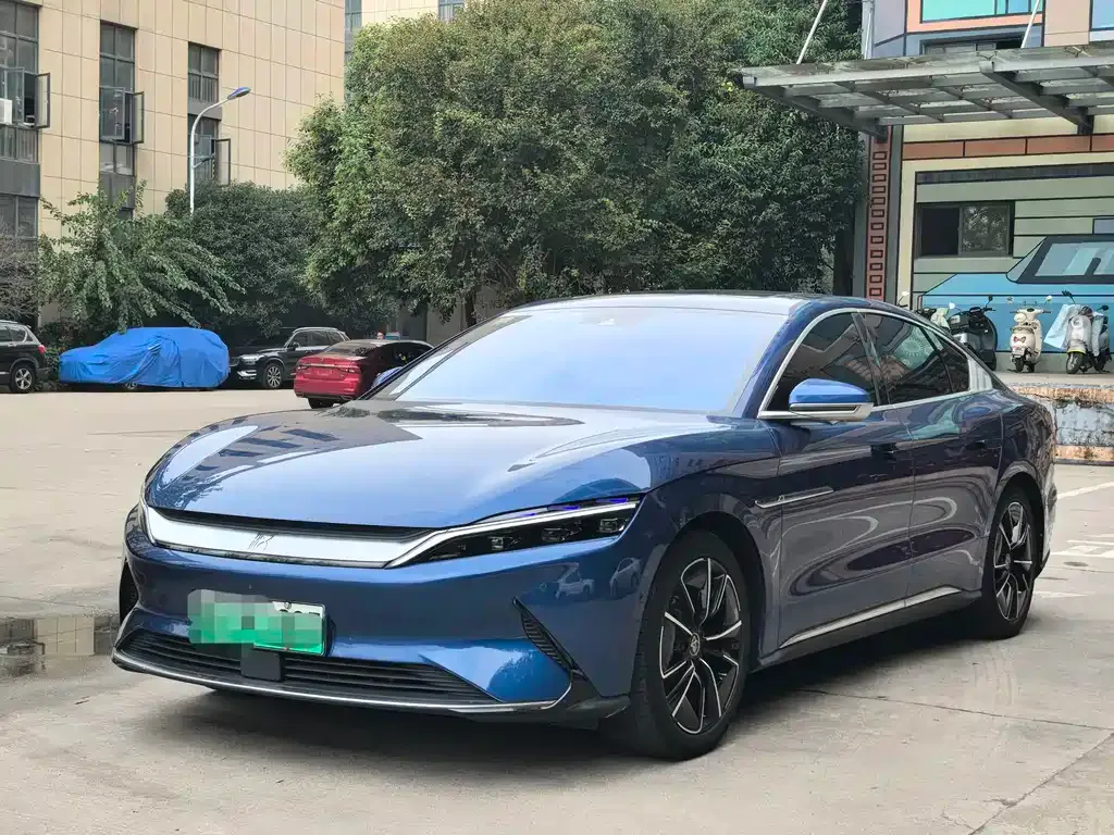 BYD Han — фото 1