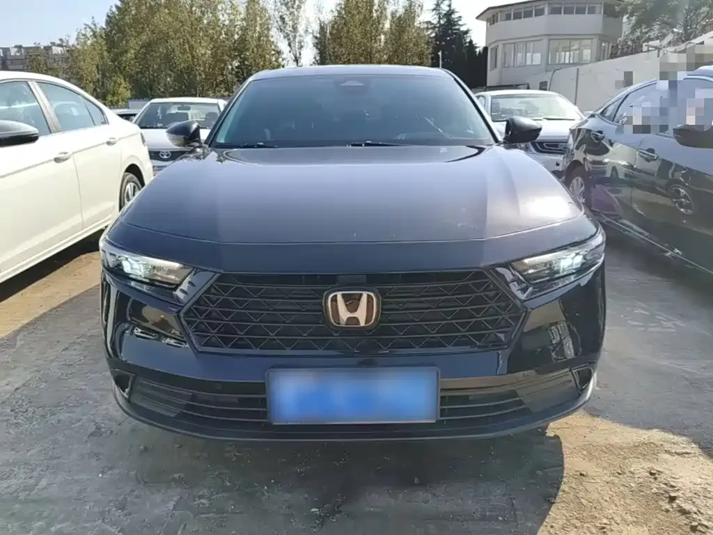 Honda Accord — фото 5