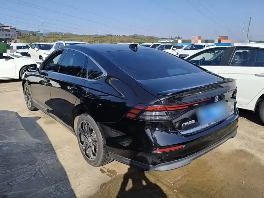 Honda Accord — фото 6