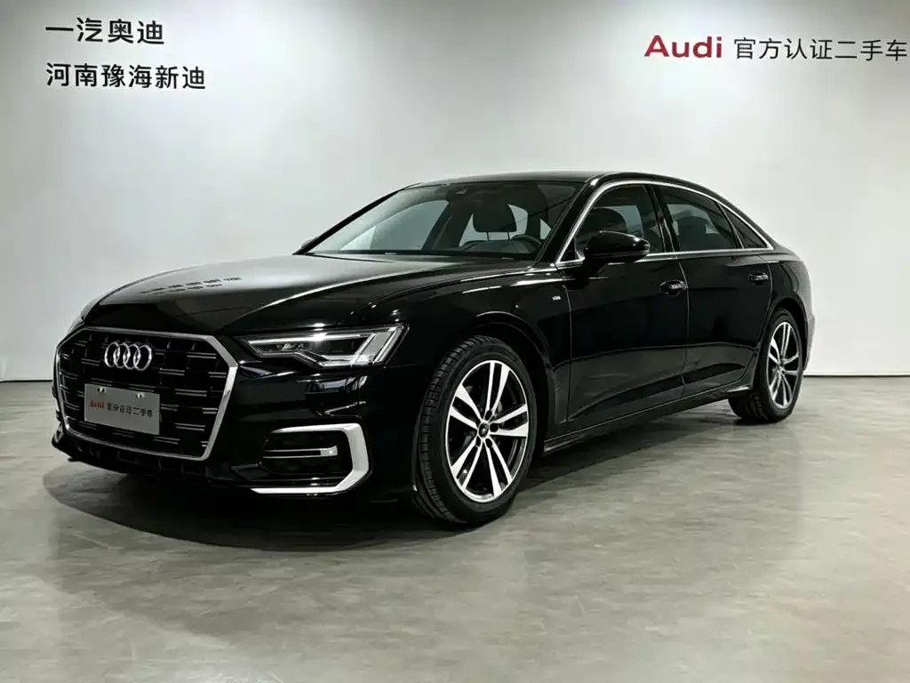 Audi A6L — фото 1