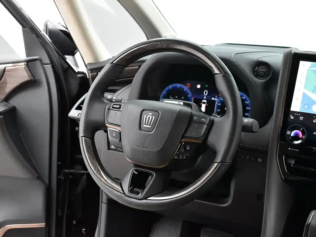 Toyota Vellfire — фото 5