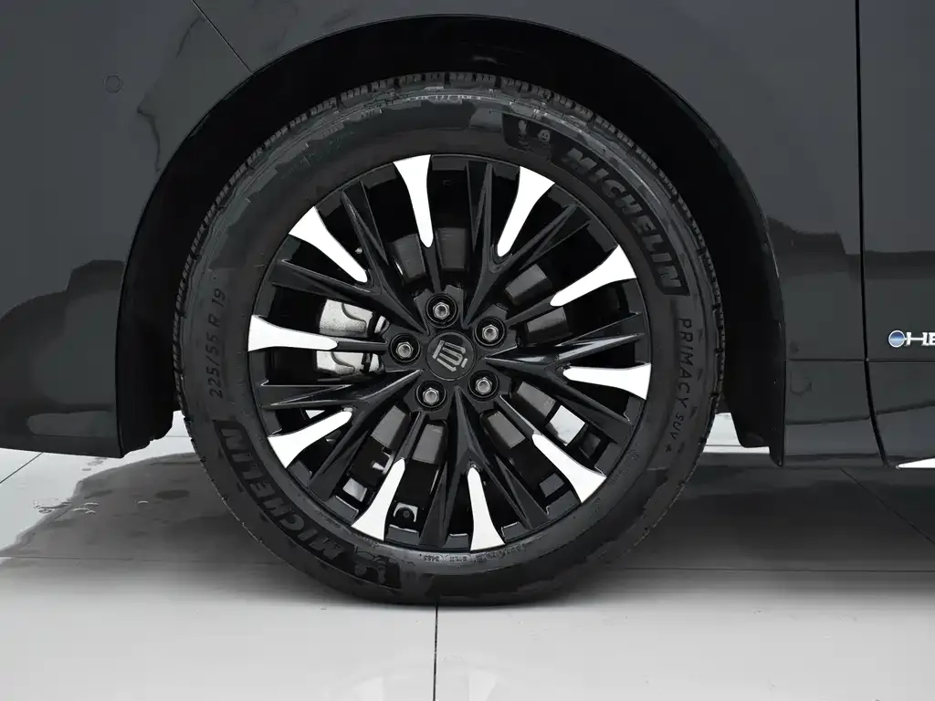 Toyota Vellfire — фото 7
