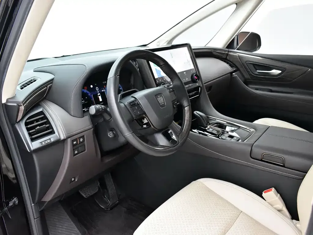 Toyota Vellfire — фото 8