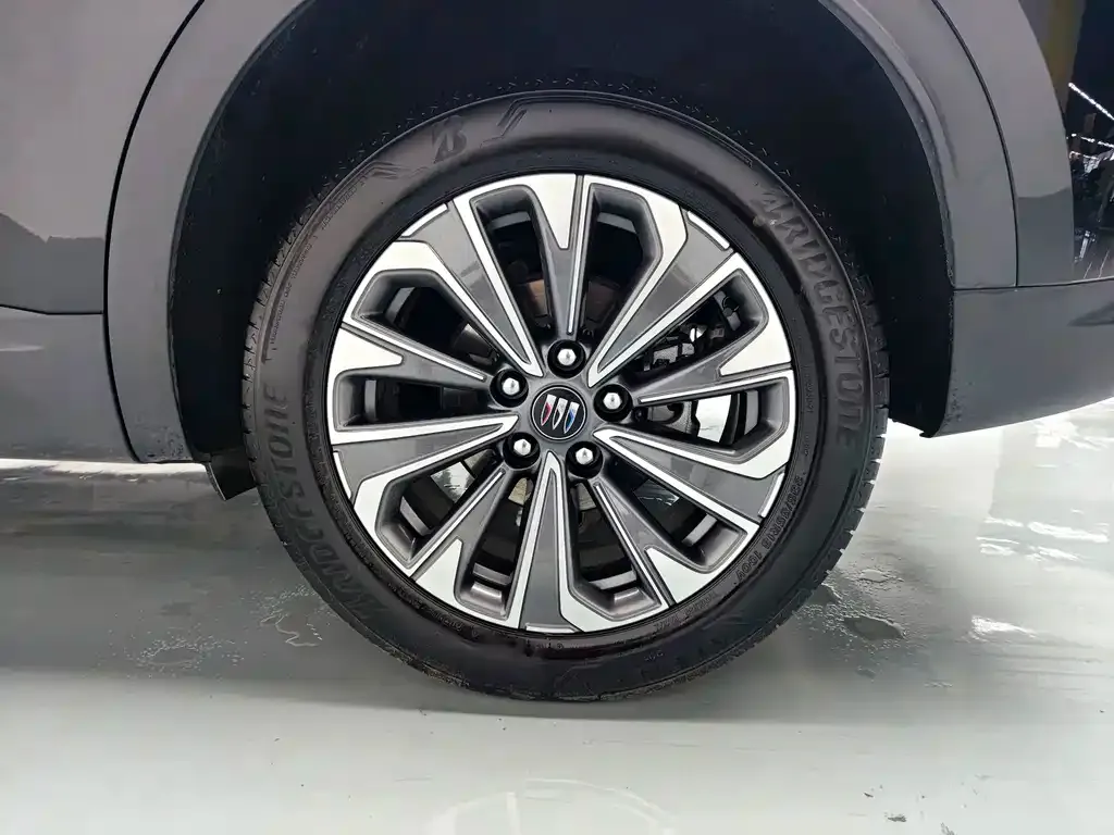 Buick Envision S — фото 9