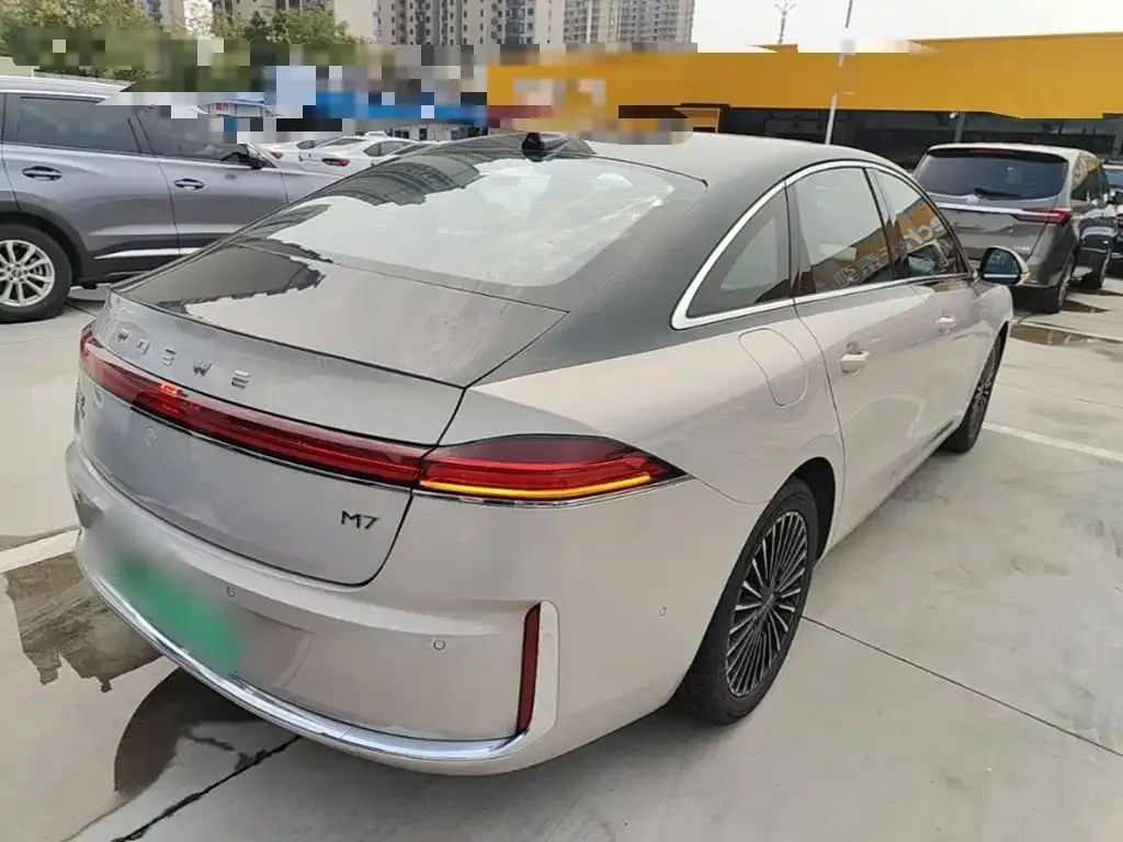 Roewe M7 DMH — фото 6
