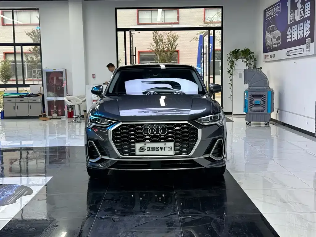 Audi Q3 Sportback — фото 3
