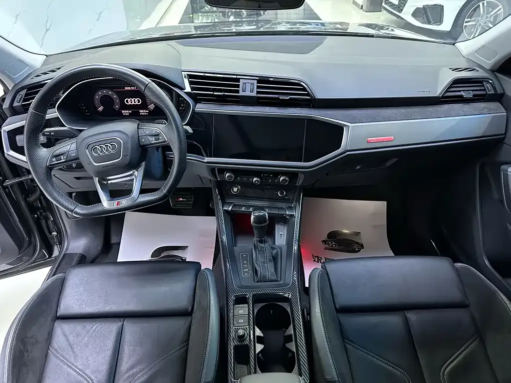 Audi Q3 Sportback — фото 4