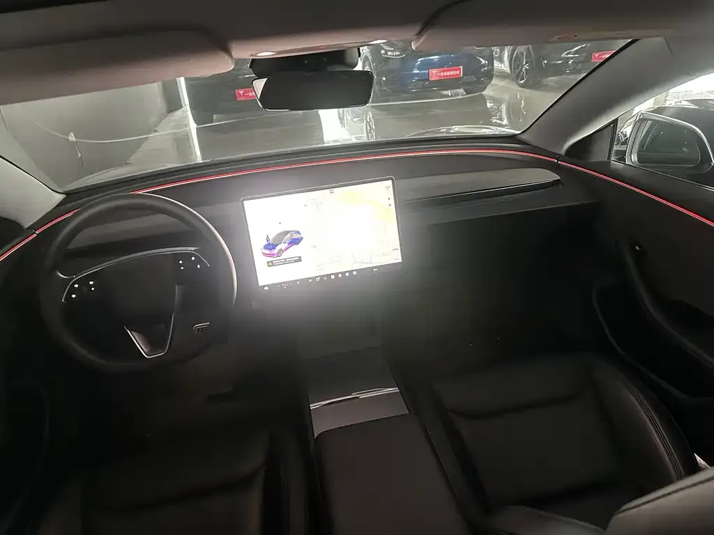 Tesla Model 3 — фото 6