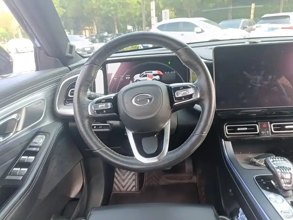 GAC Motor Trumpchi GS8 — фото 8