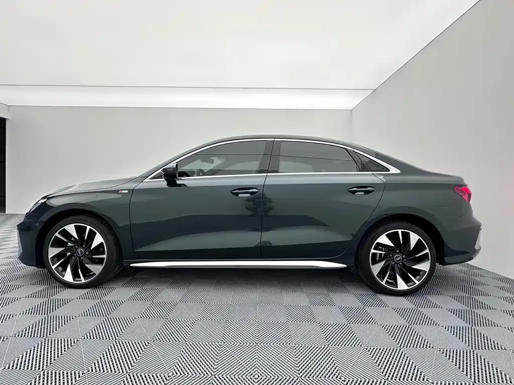 Audi A3 — фото 6