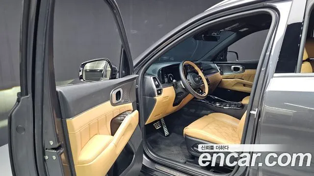 Kia Sorento — фото 7