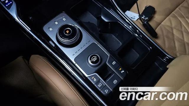 Kia Sorento — фото 10