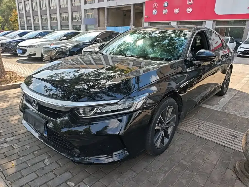 Honda Inspire — фото 1