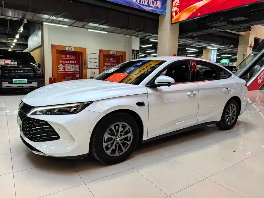 BYD Qin L — фото 1