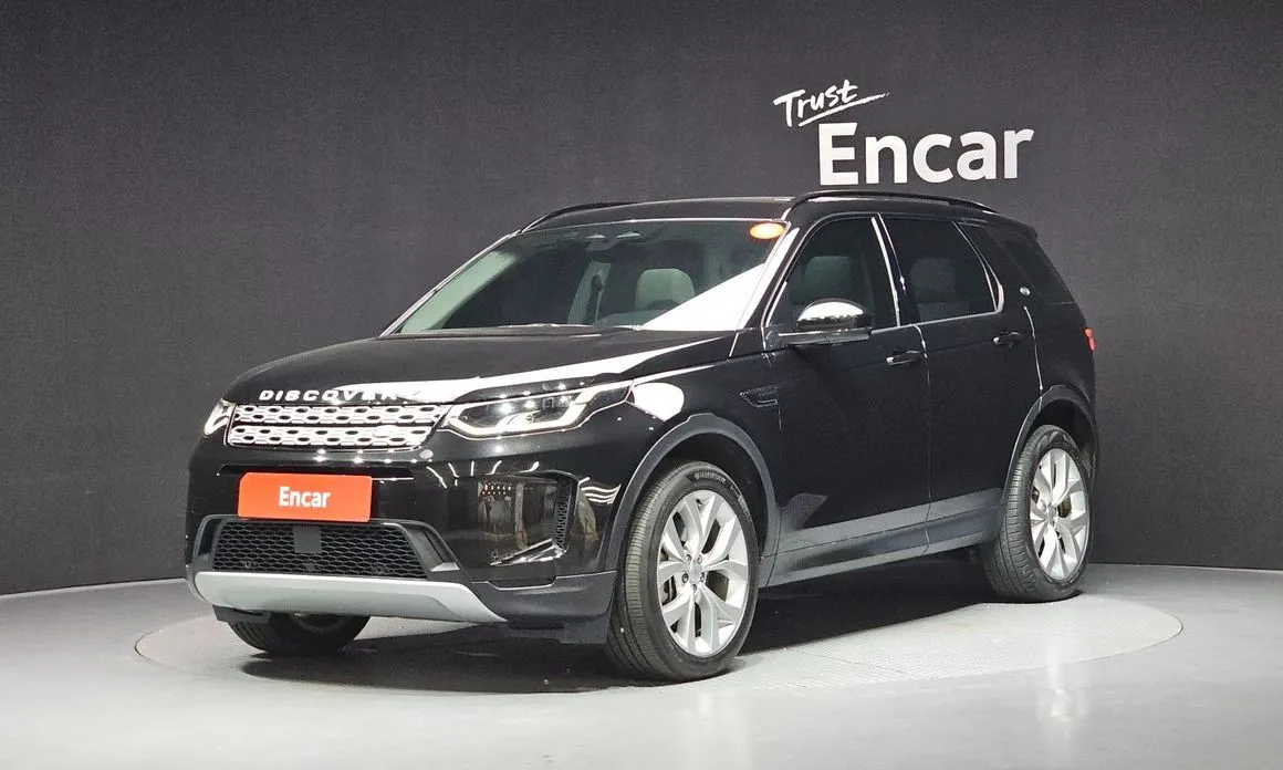 Land Rover Discovery Sport — фото 1