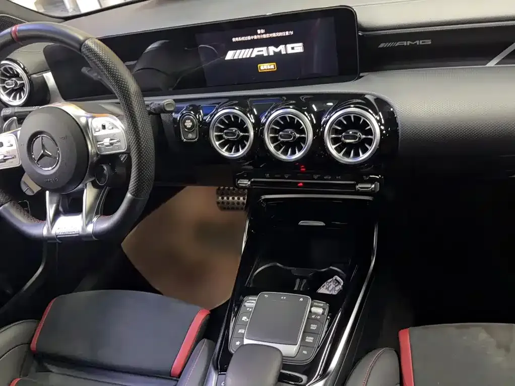 Mercedes-Benz A-Class AMG — фото 6