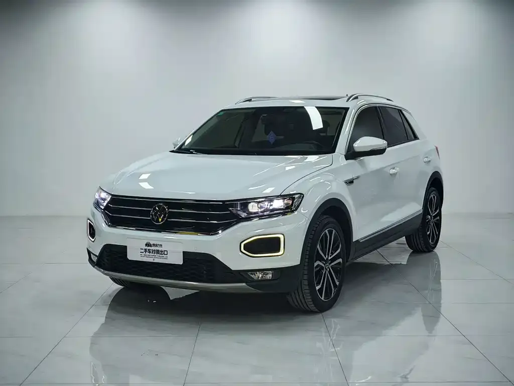 Volkswagen T-Roc — фото 1