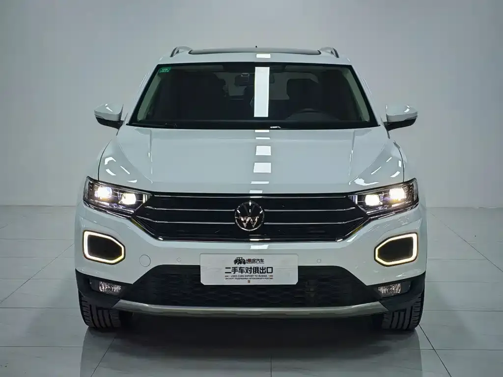 Volkswagen T-Roc — фото 2