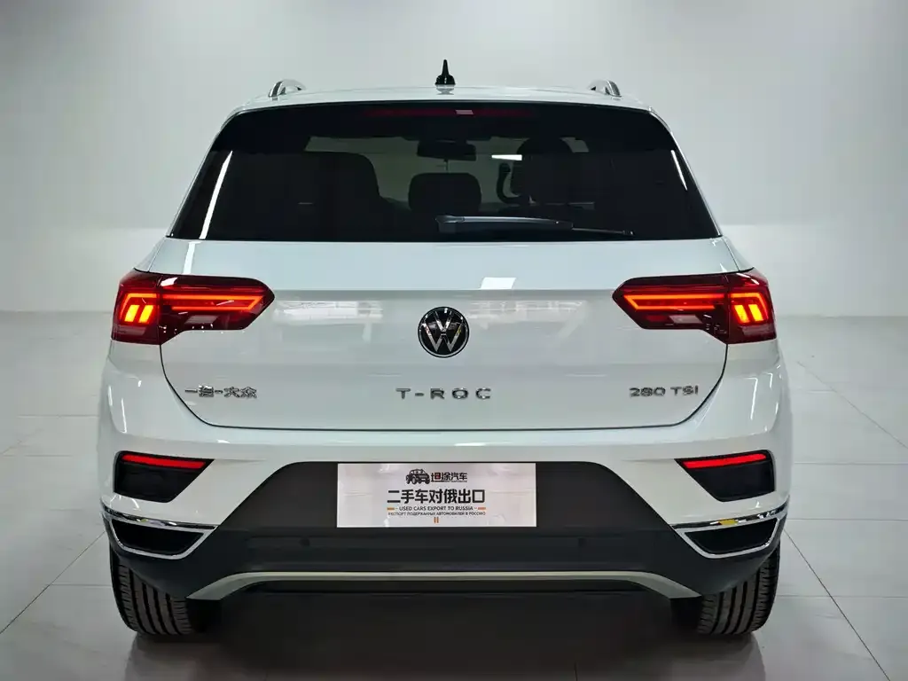 Volkswagen T-Roc — фото 4