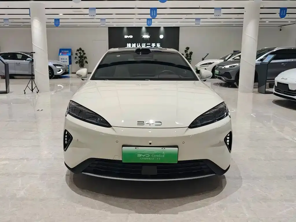 BYD Seal 07 DM-i — фото 3